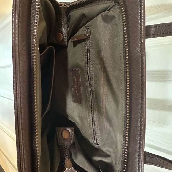 Matt & Nat Vegan Leather Brown Crossbody Purse Bag - Picture 6 of 10